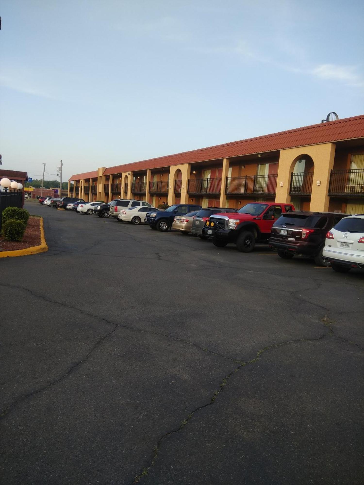 Days Inn By Wyndham Caddo Valley Arkadelphia Exterior foto